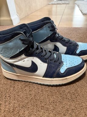 Nike ACG High-Top Sneakers in Navy & Light Blue